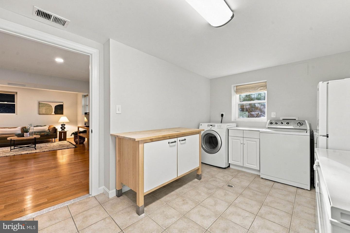 9945 Woodrow St Property Photo 56