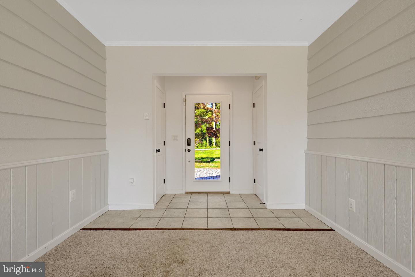 756 Applewood Ln Property Photo 6