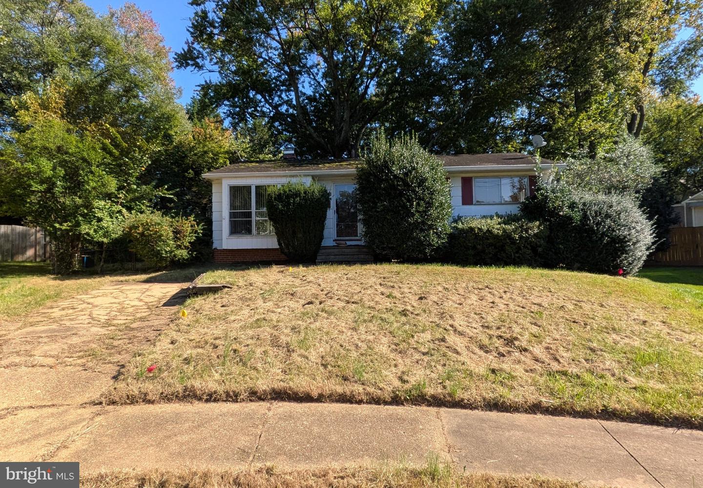 1412 Patrick Cir Sw Property Photo 3