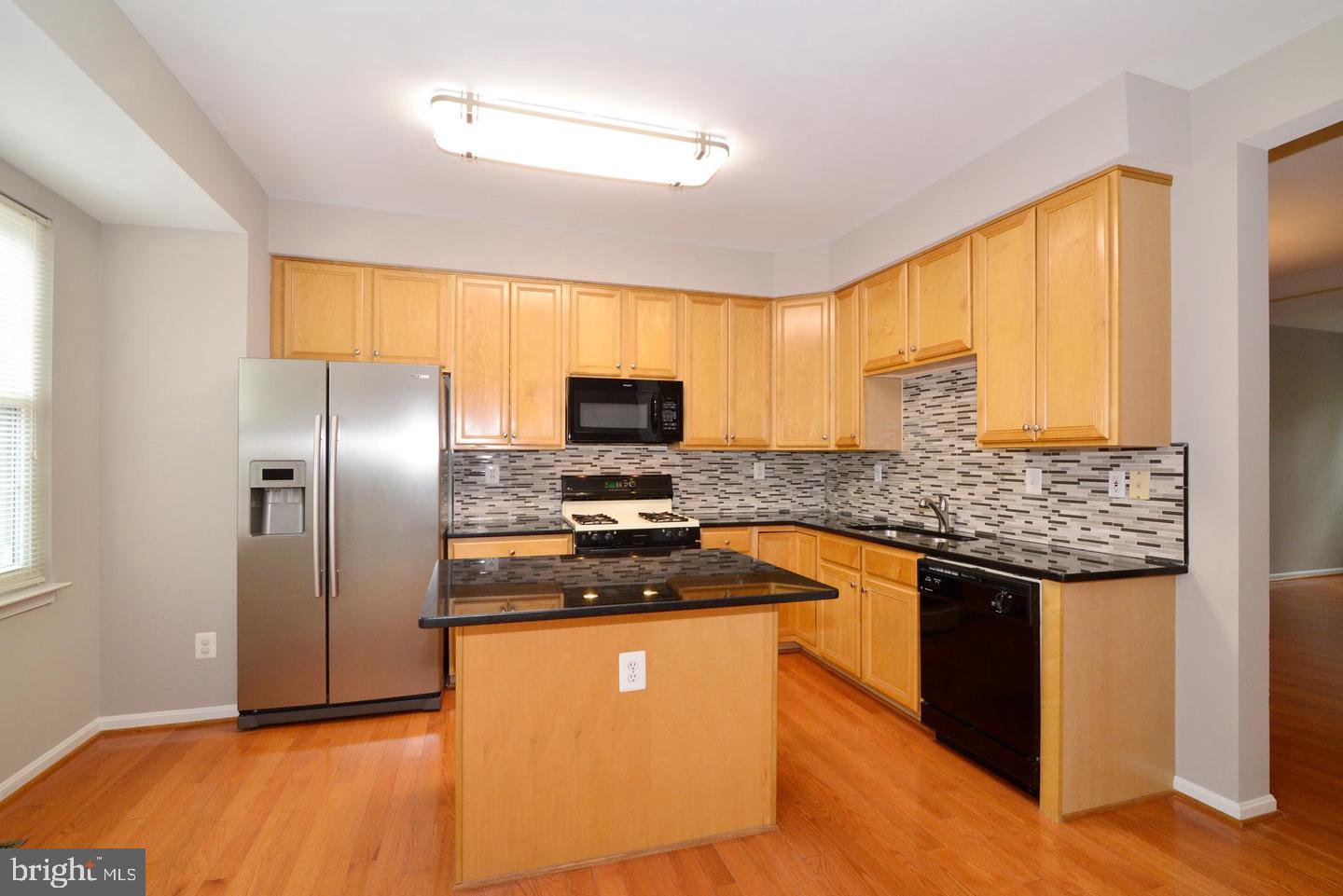 2516 Isham Randolph Dr Property Photo 3