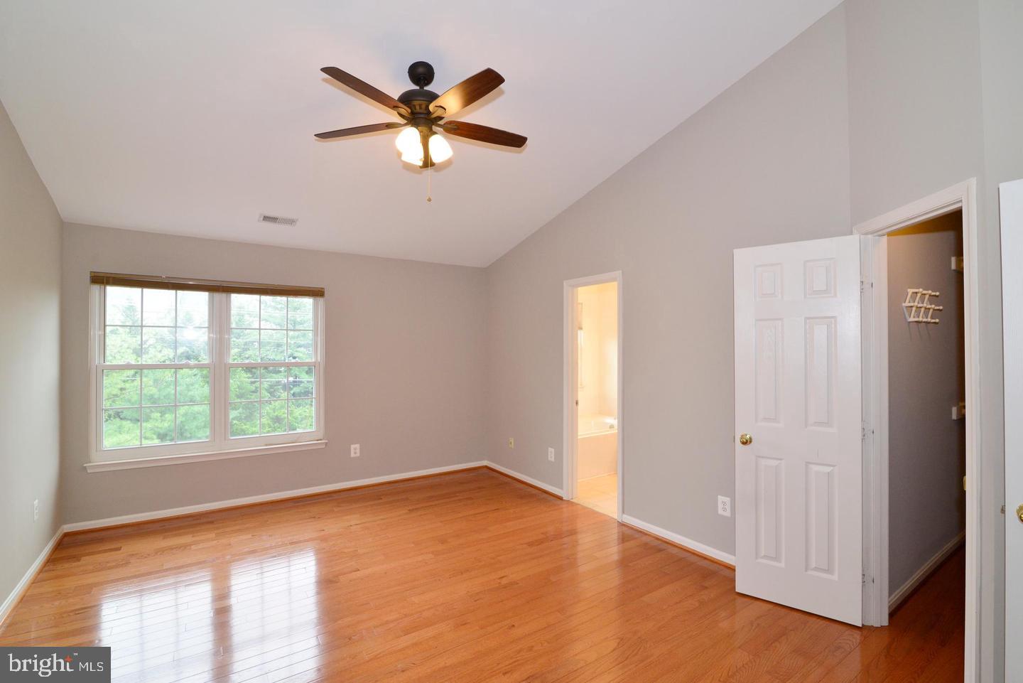 2516 Isham Randolph Dr Property Photo 21