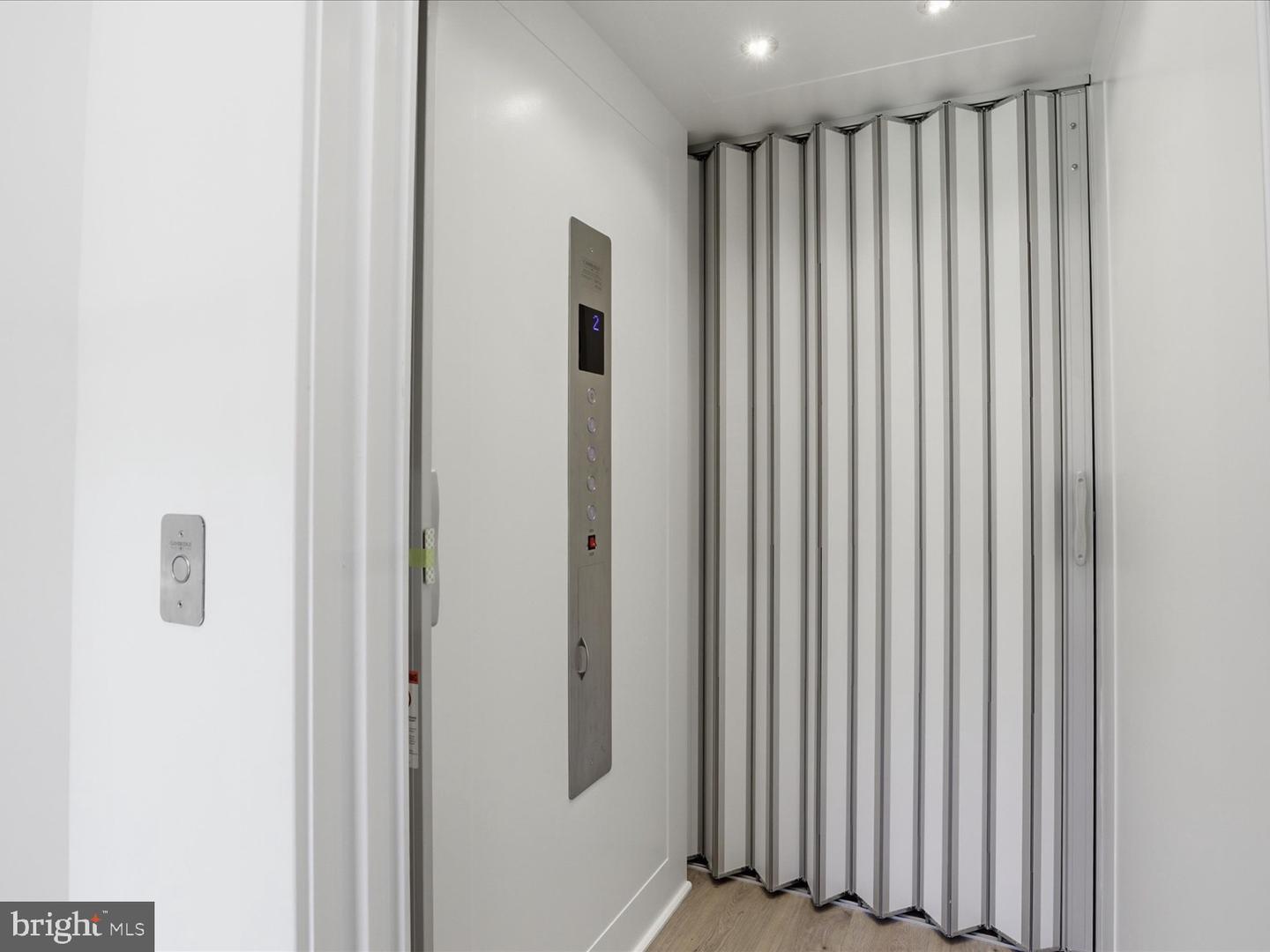 2110 Tysons Ridgeline Rd Property Photo 17