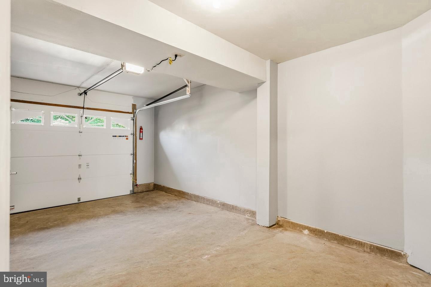 14063 Winding Ridge Ln Property Photo 25