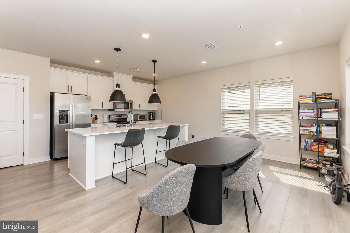 12850 Mosaic Park Way #2b Property Photo 6