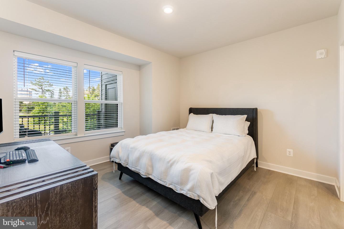 12850 Mosaic Park Way #2b Property Photo 14