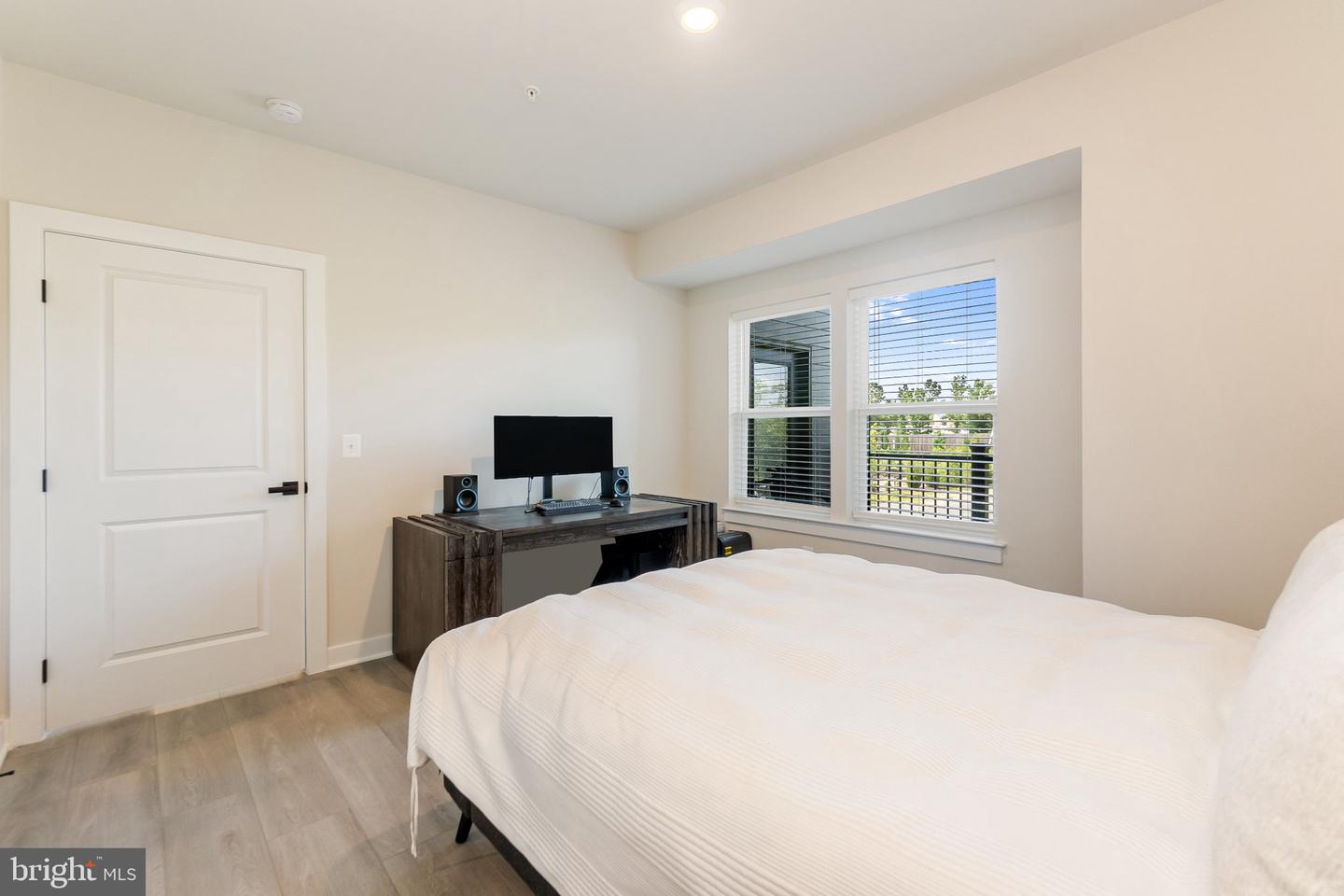 12850 Mosaic Park Way #2b Property Photo 15