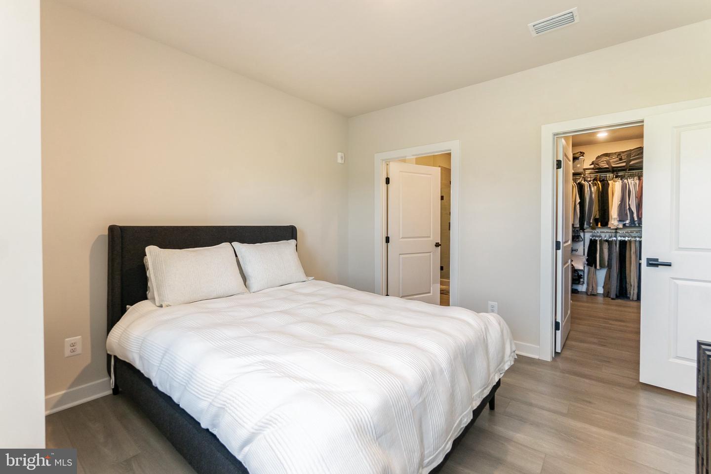 12850 Mosaic Park Way #2b Property Photo 16