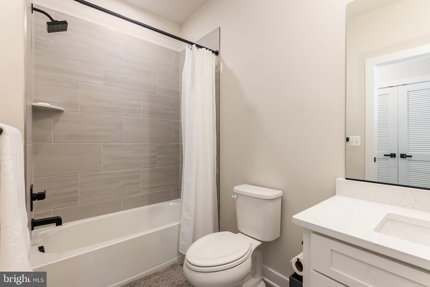 12850 Mosaic Park Way #2b Property Photo 21