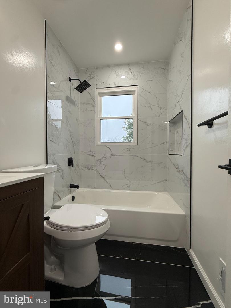 7505 Cullum St Property Photo 15