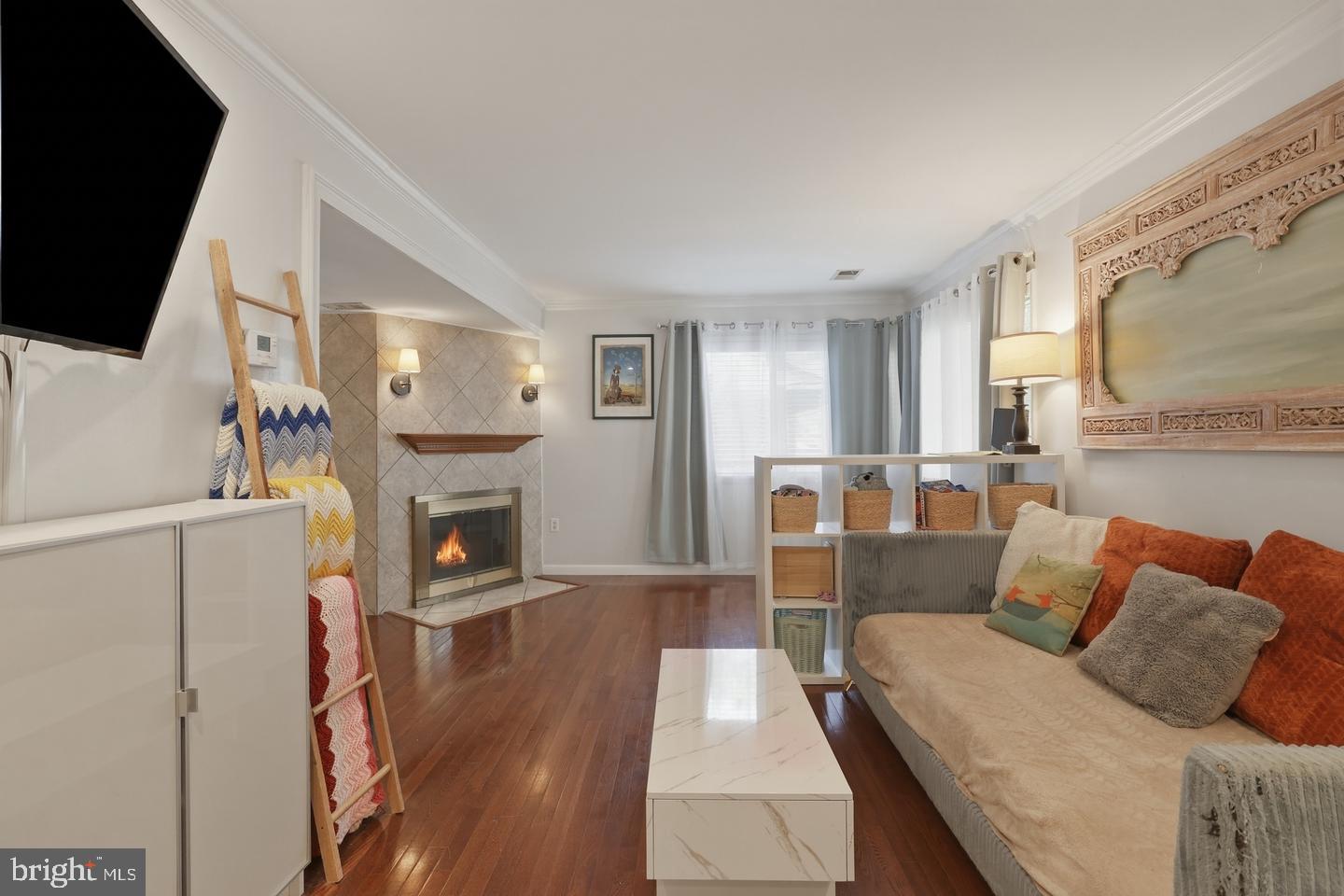 5691 Summer Oak Way Property Photo 3