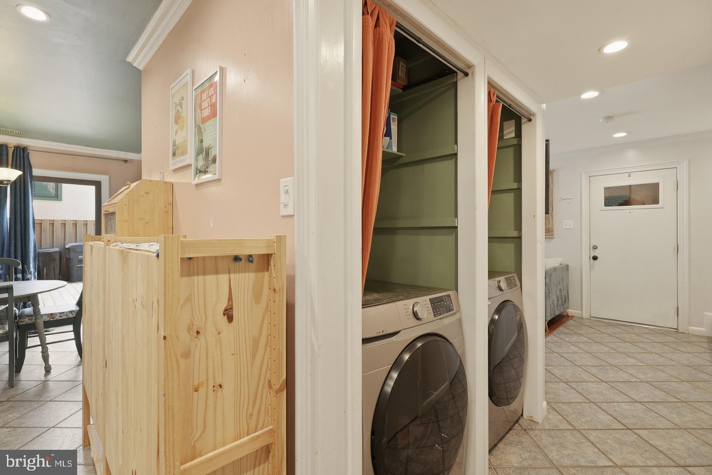 5691 Summer Oak Way Property Photo 13