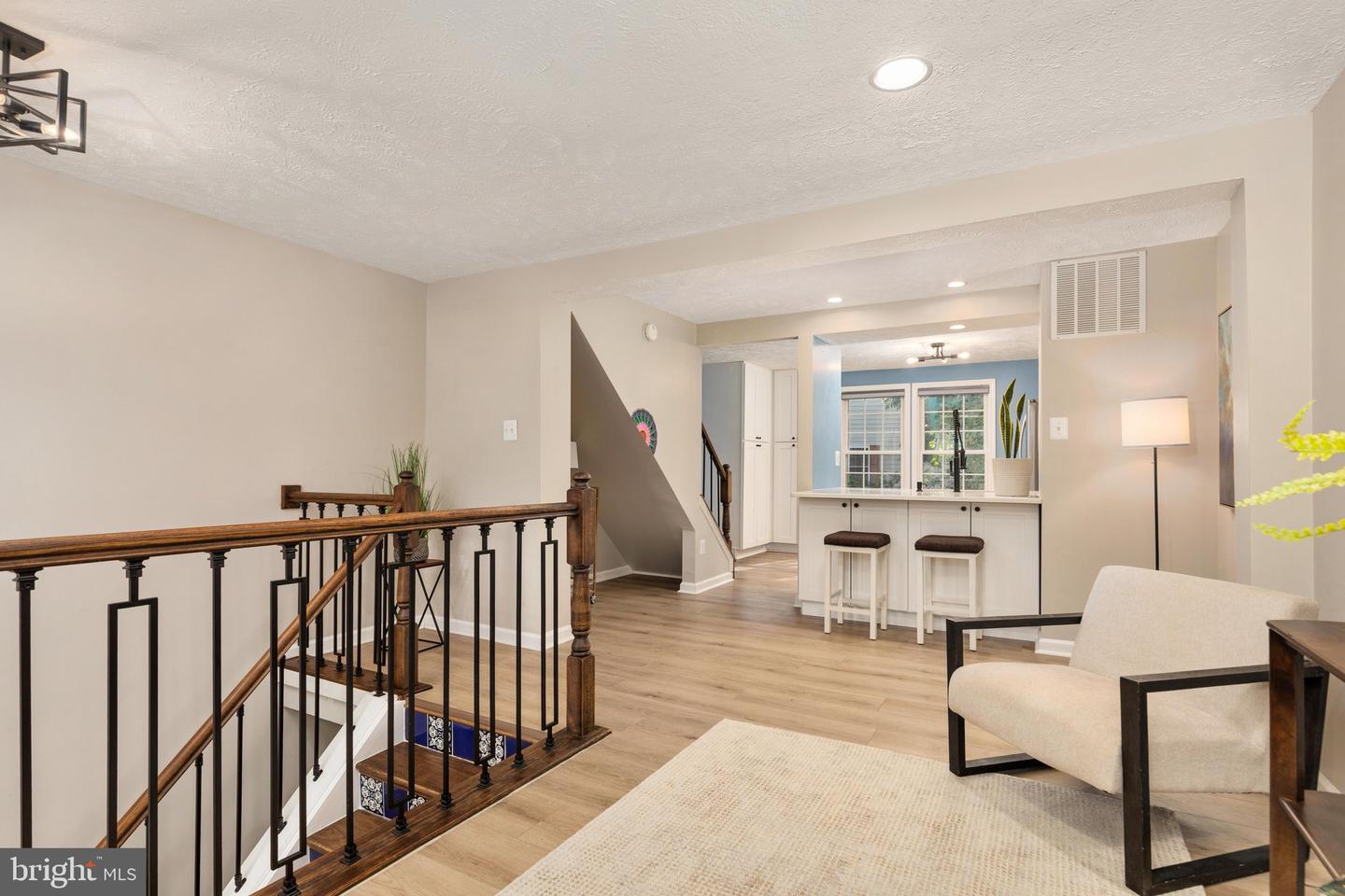 1606 Fieldthorn Dr Property Photo 4