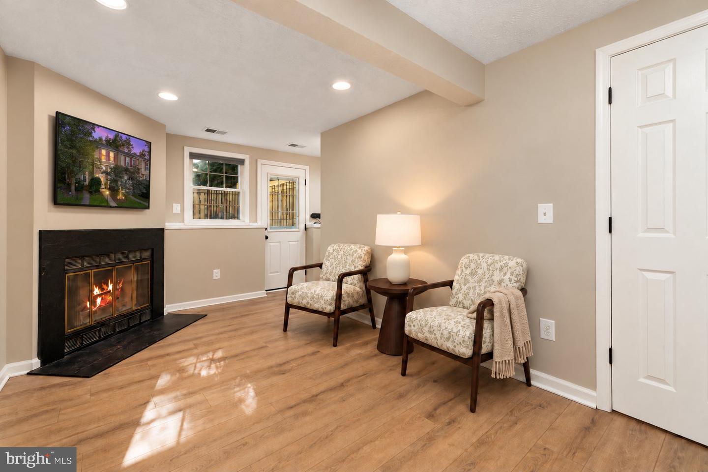 1606 Fieldthorn Dr Property Photo 24