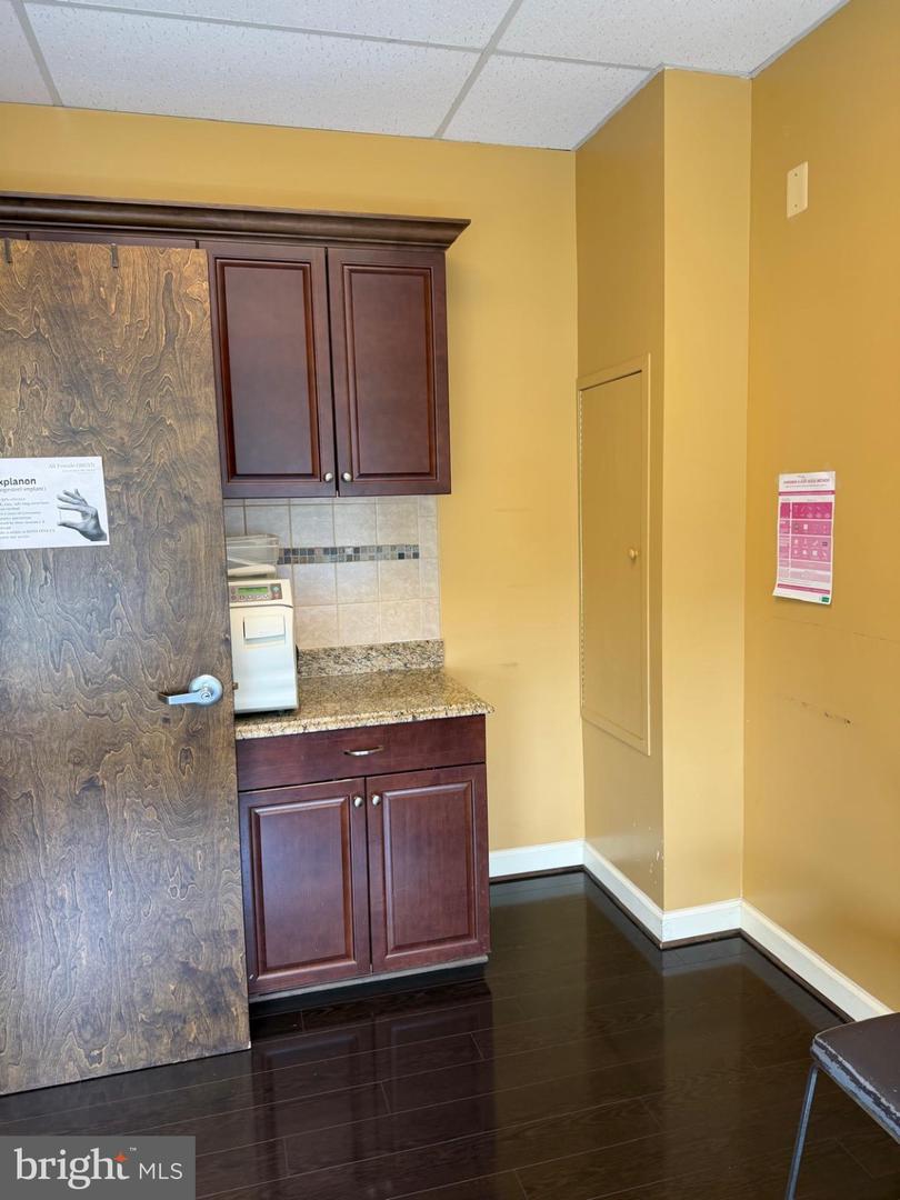 14631 Lee Hwy #405 Property Photo 19