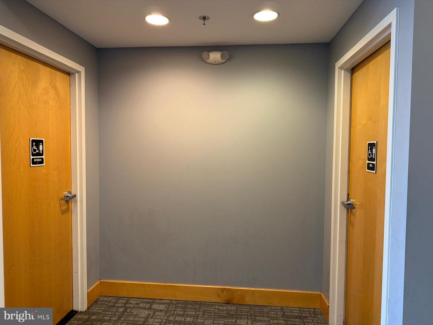 14631 Lee Hwy #405 Property Photo 36