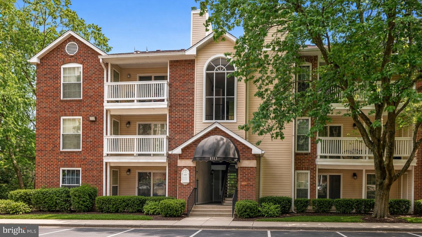 1513 LINCOLN WAY #301A Property Photo 1
