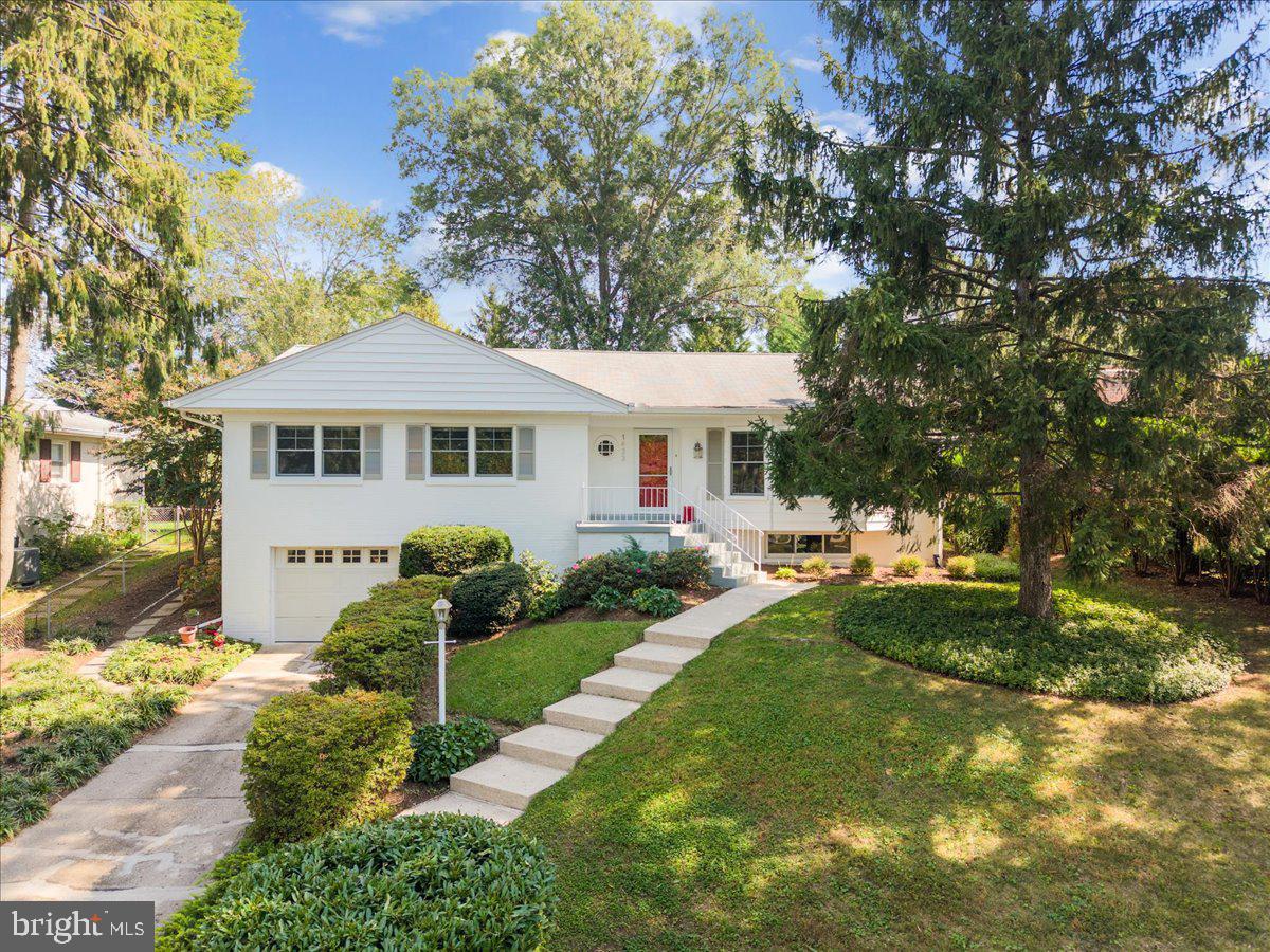 1433 LAYMAN ST Property Photo 1