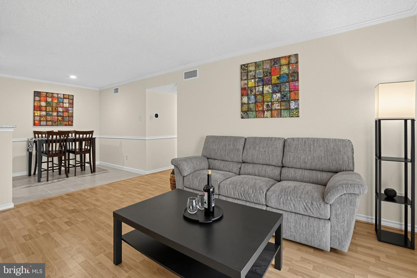 1532 Lincoln Way #202b Property Photo 6