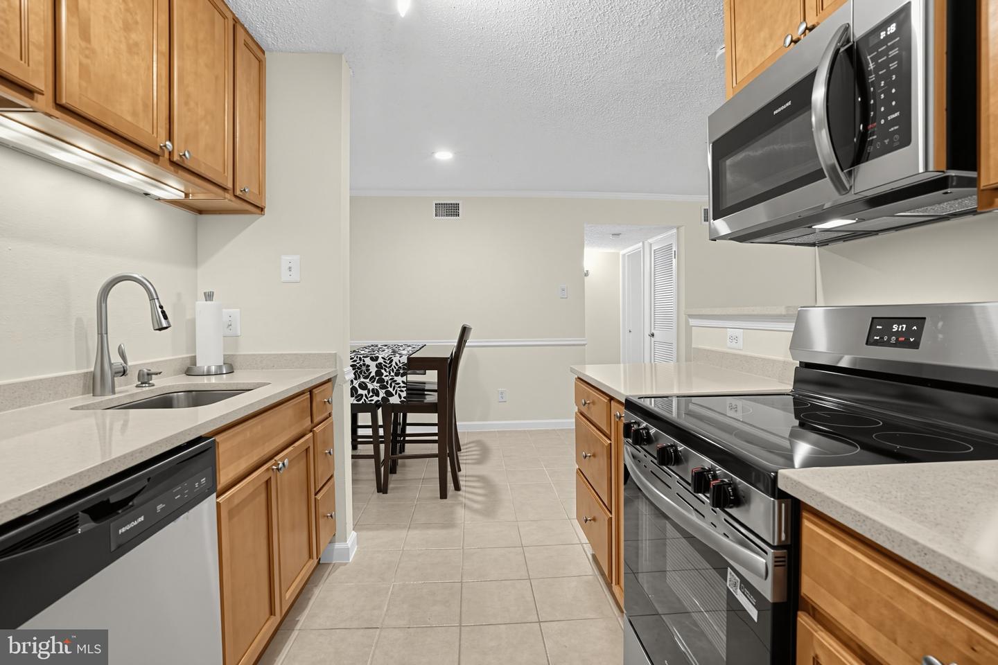 1532 Lincoln Way #202b Property Photo 13