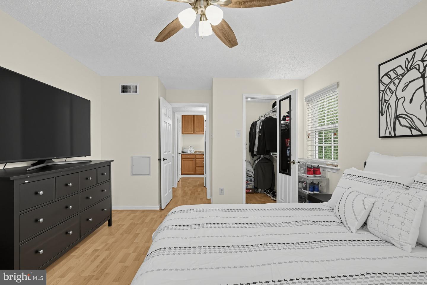 1532 Lincoln Way #202b Property Photo 19