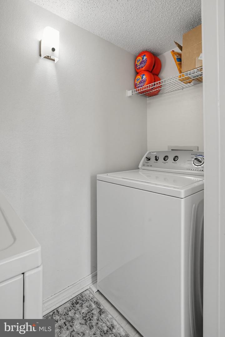 1532 Lincoln Way #202b Property Photo 23