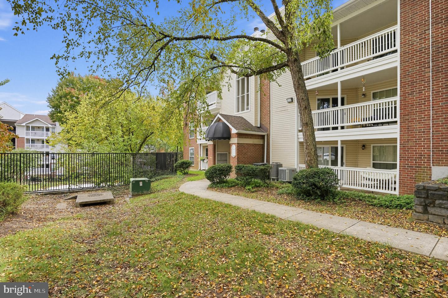 1532 Lincoln Way #202b Property Photo 26