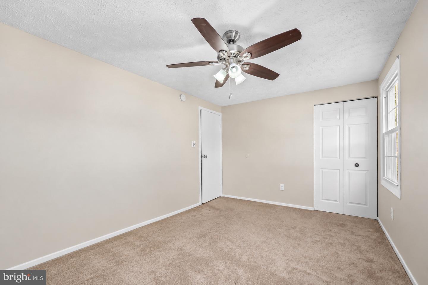 12339 Folkstone Dr Property Photo 25