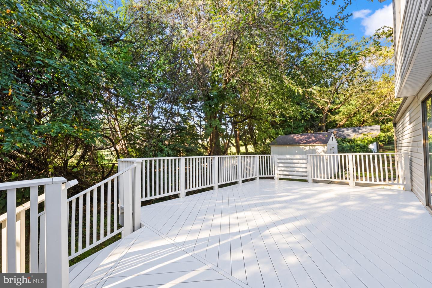 12339 Folkstone Dr Property Photo 33