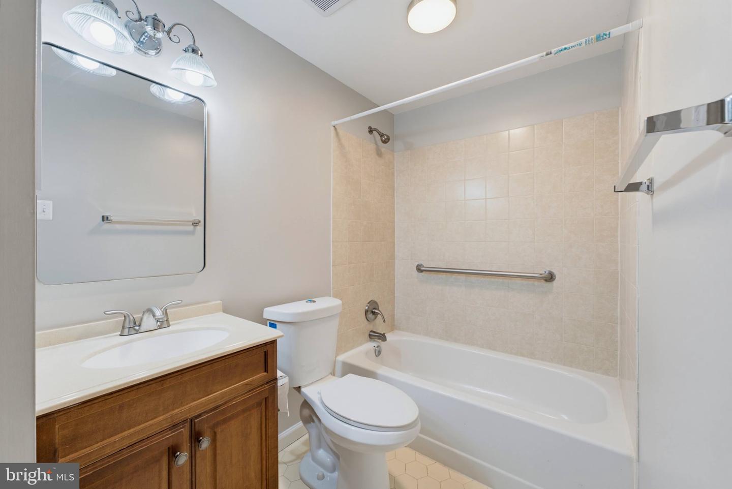4620 Luxberry Dr Property Photo 27