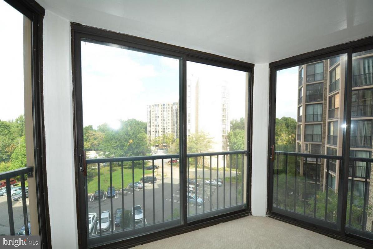 5902 Mt Eagle Dr #601 Property Photo 14
