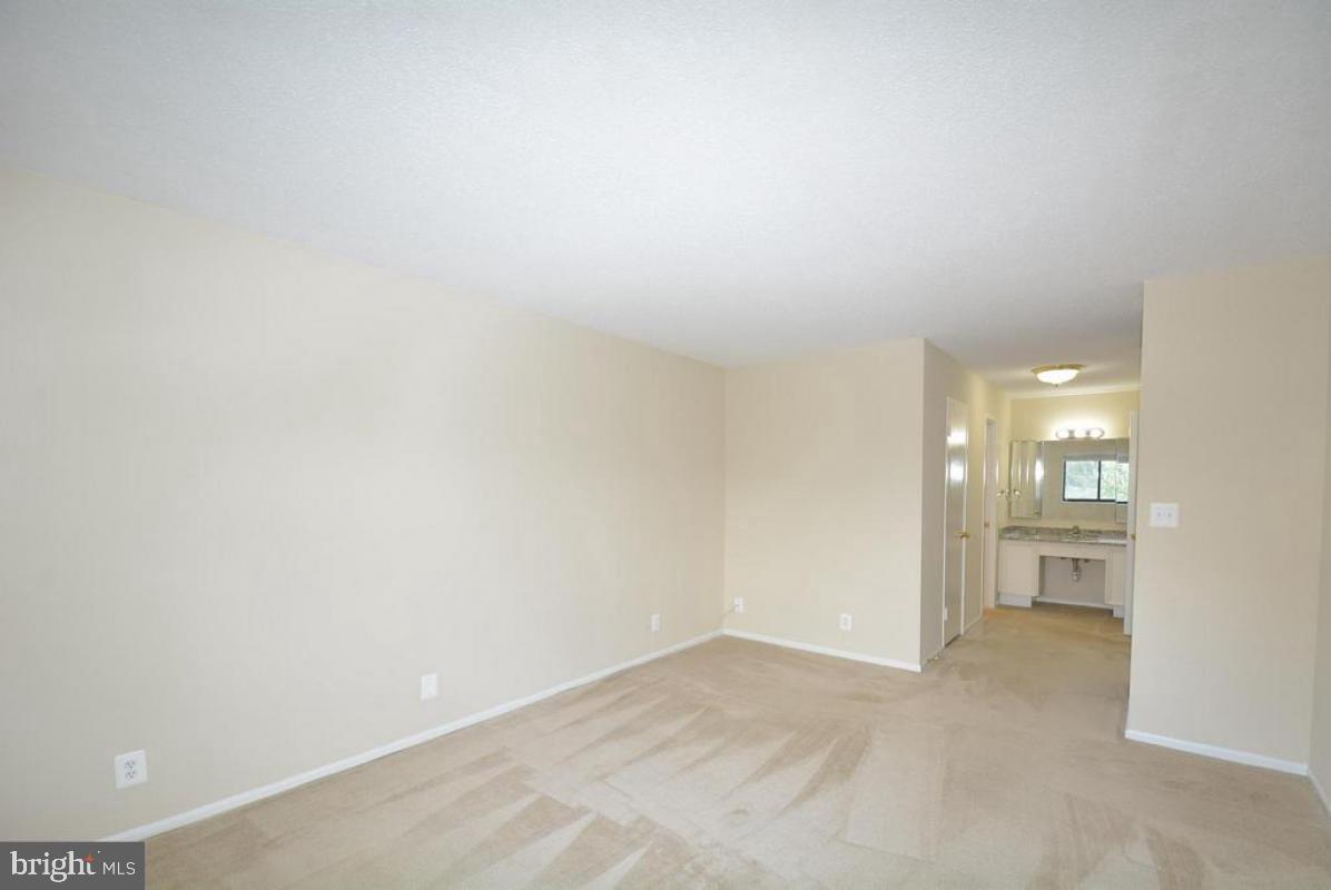 5902 Mt Eagle Dr #601 Property Photo 15