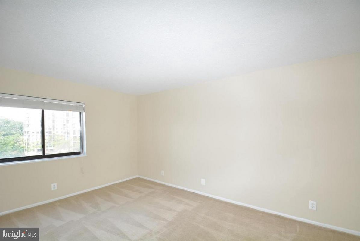 5902 Mt Eagle Dr #601 Property Photo 16