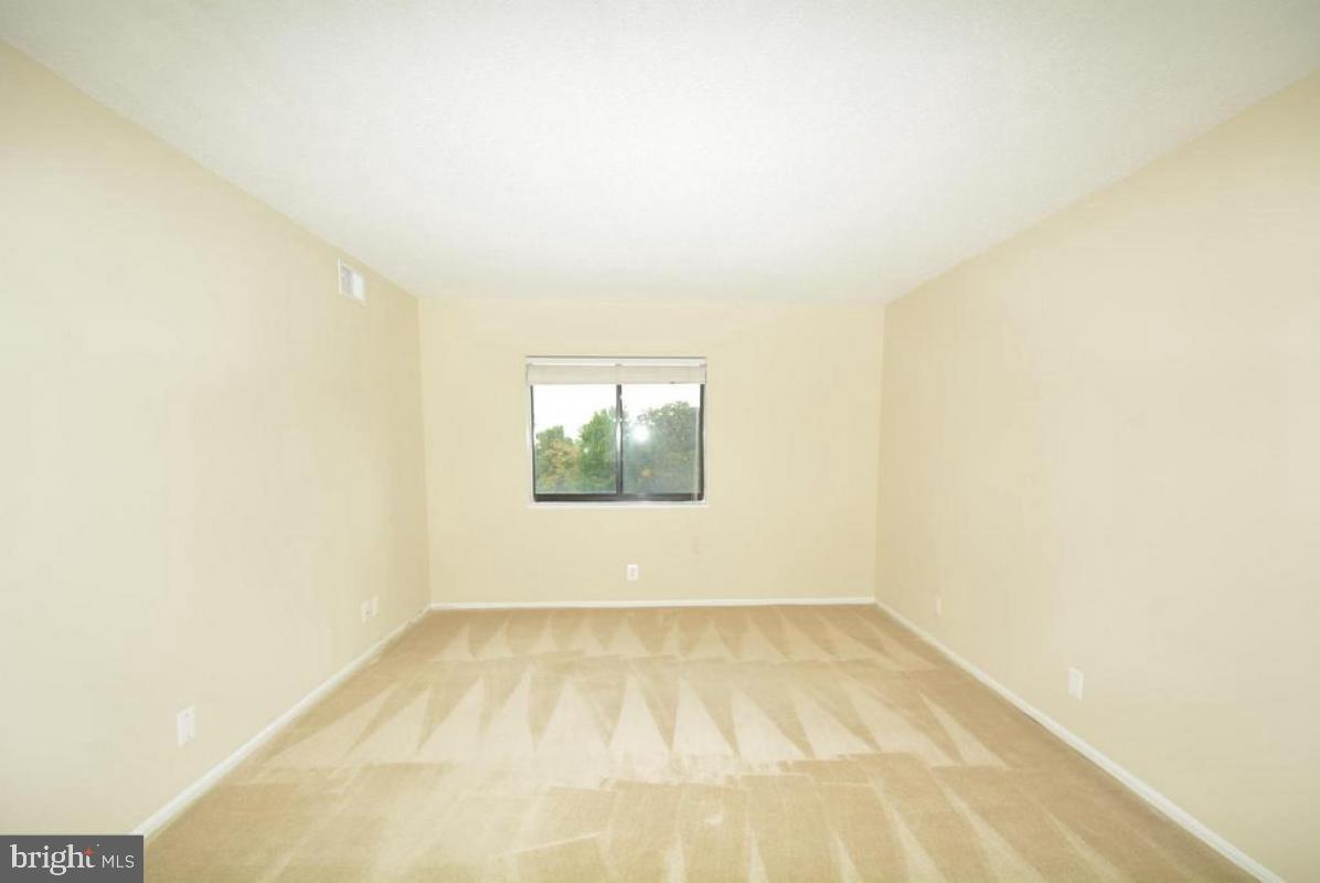 5902 Mt Eagle Dr #601 Property Photo 17