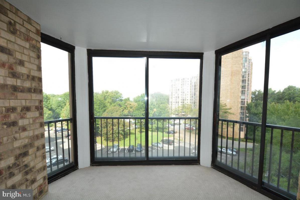 5902 Mt Eagle Dr #601 Property Photo 24