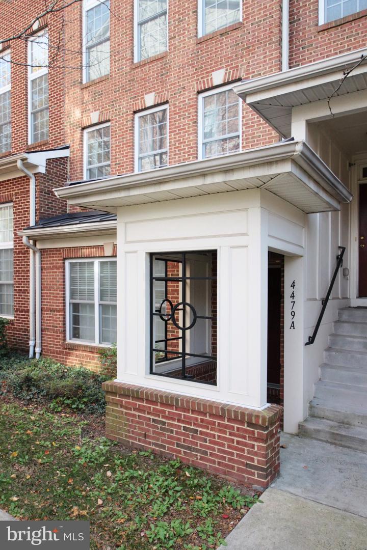 4479-A BEACON GROVE CIR Property Photo 1