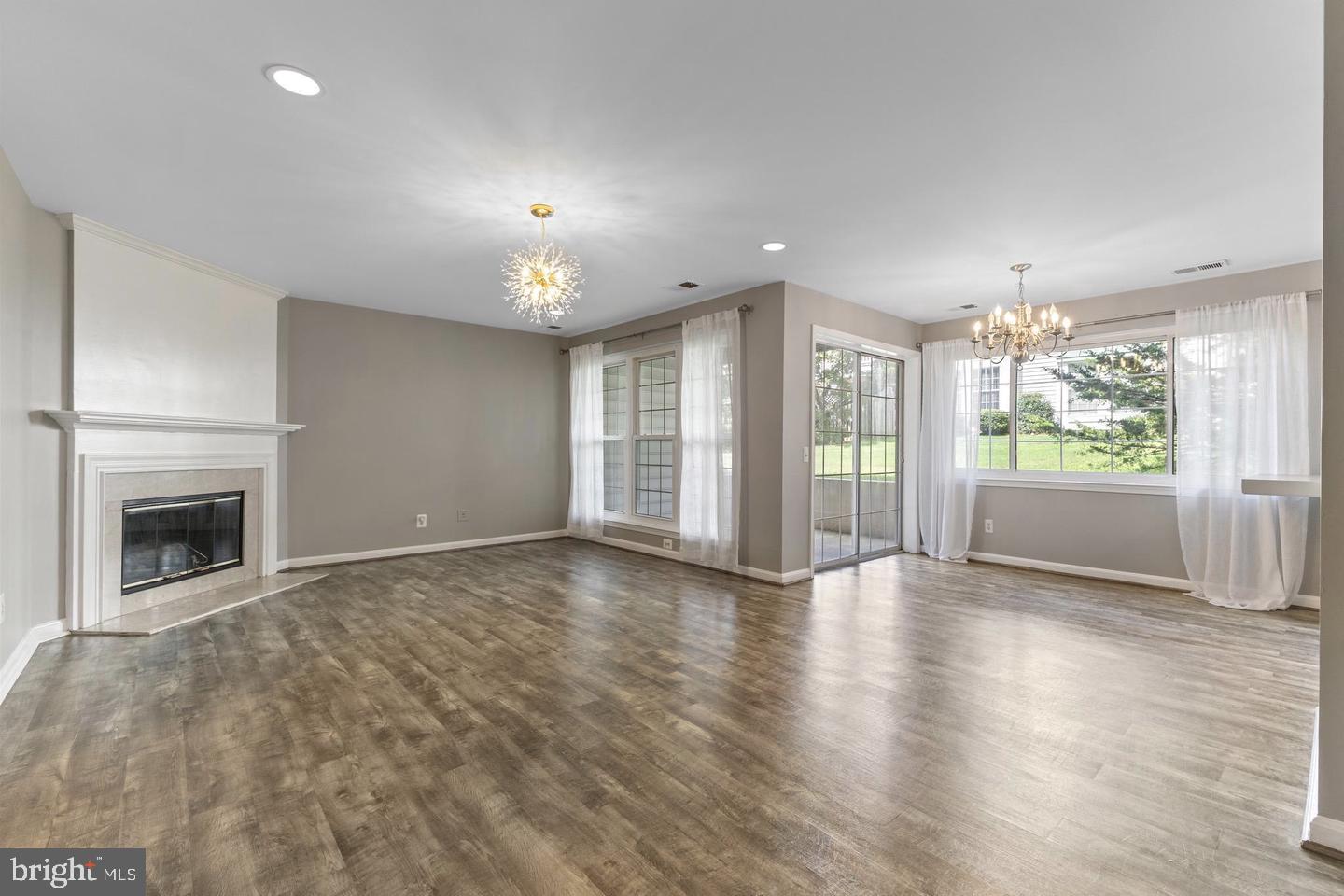 8244 Catbird Cir #101 Property Photo 2