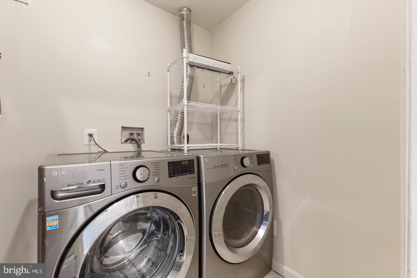 8244 Catbird Cir #101 Property Photo 11
