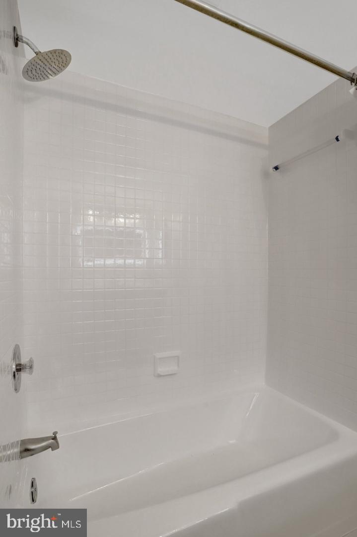 3713 S George Mason Dr #1109w Property Photo 18