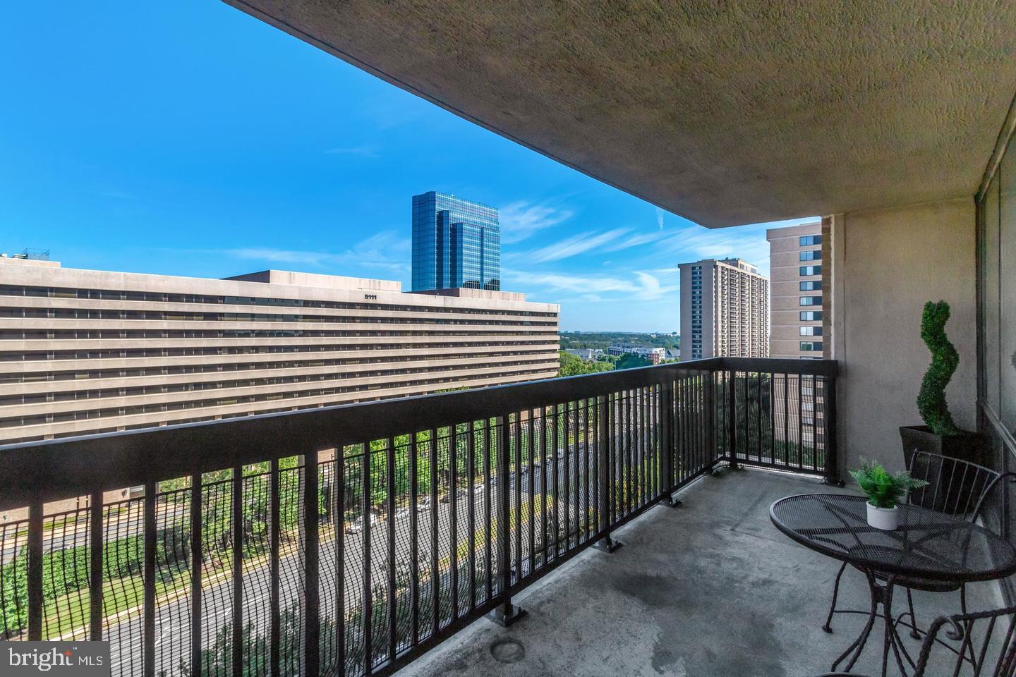 3713 S George Mason Dr #1109w Property Photo 24