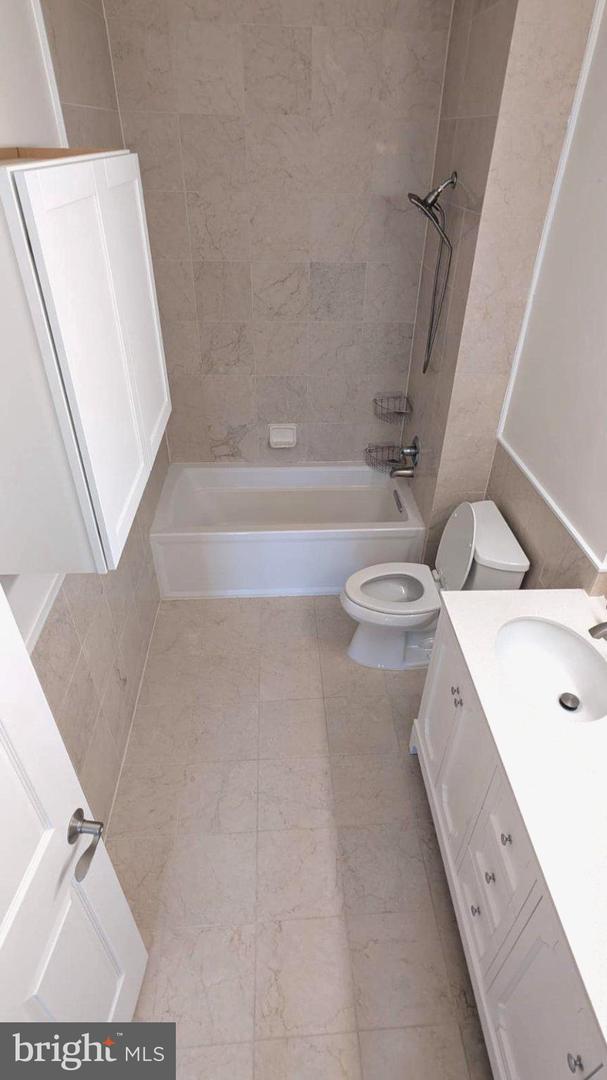 6481 Cheyenne Dr #203 Property Photo 10