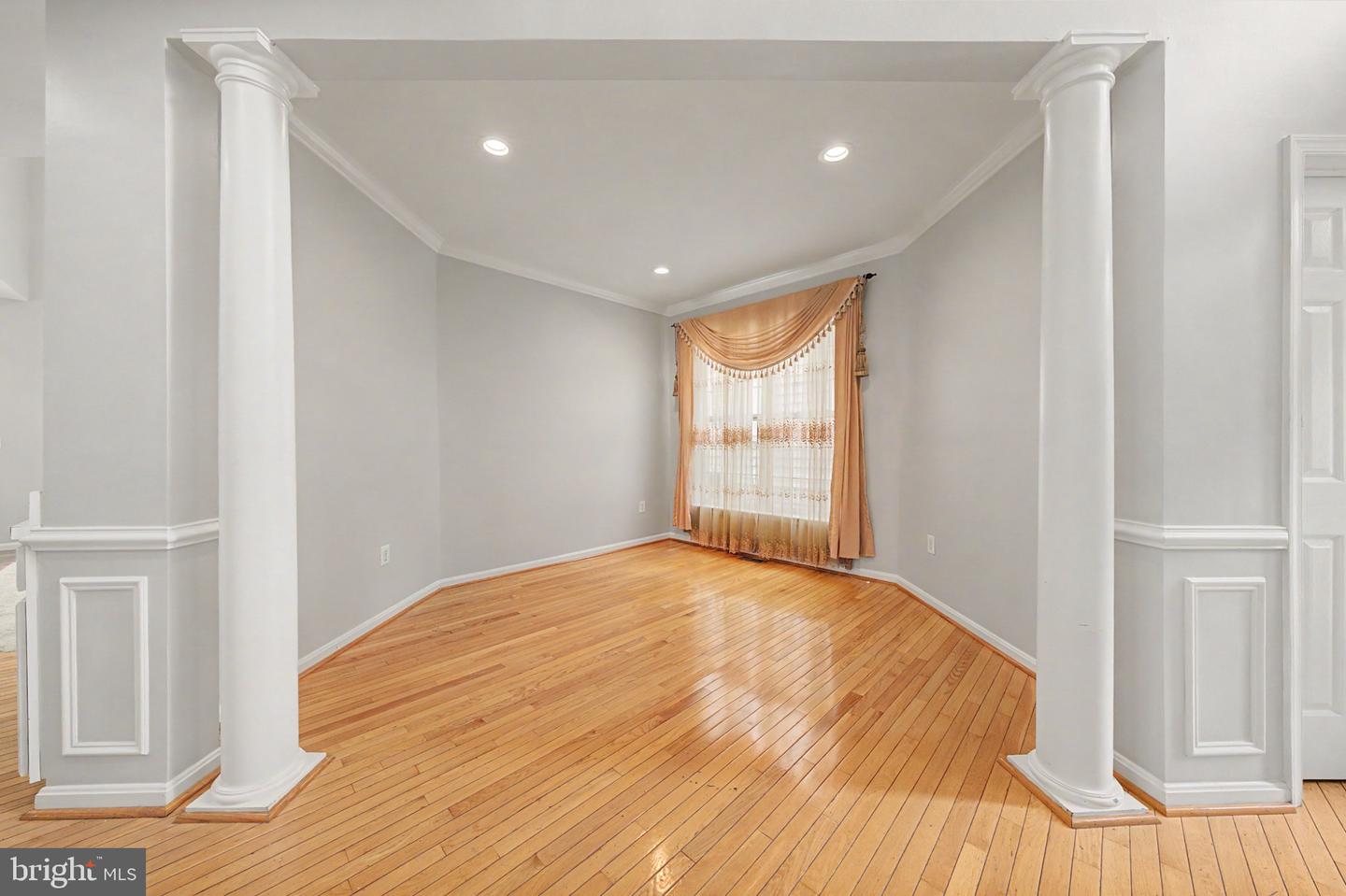 314 Senate Ct Property Photo 9