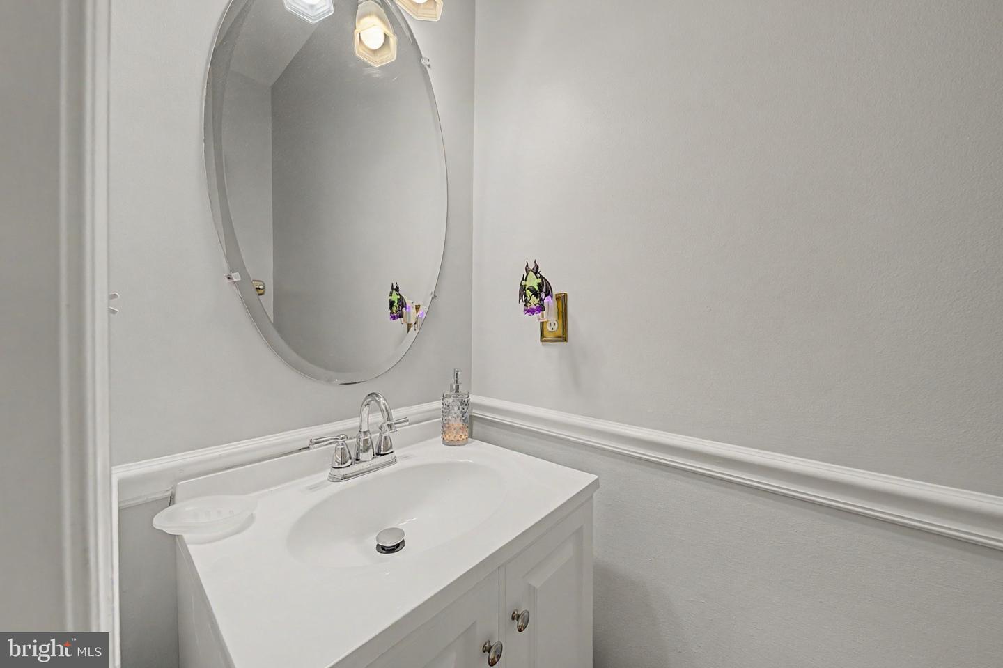 314 Senate Ct Property Photo 13