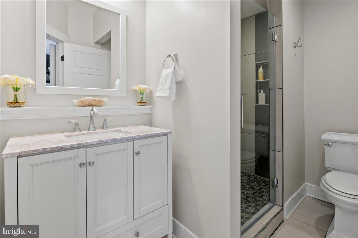 2300 Brilyn Pl Property Photo 22