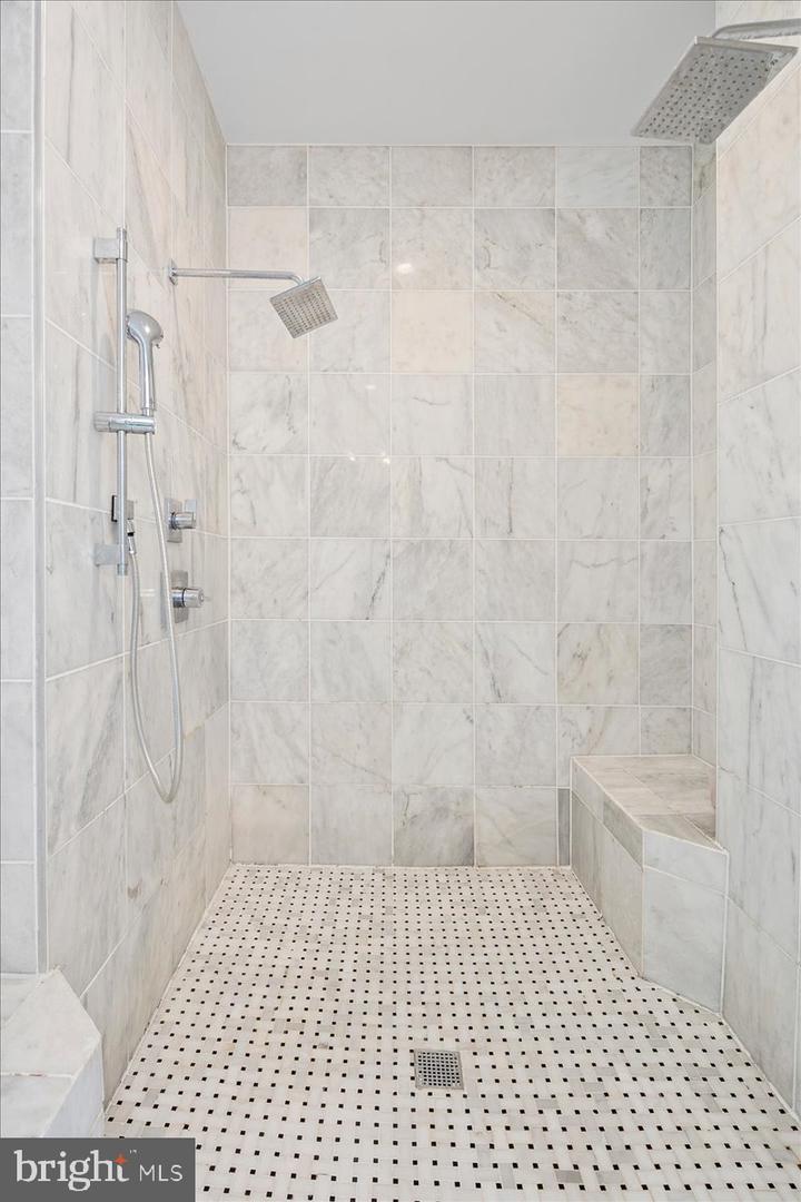 2300 Brilyn Pl Property Photo 30