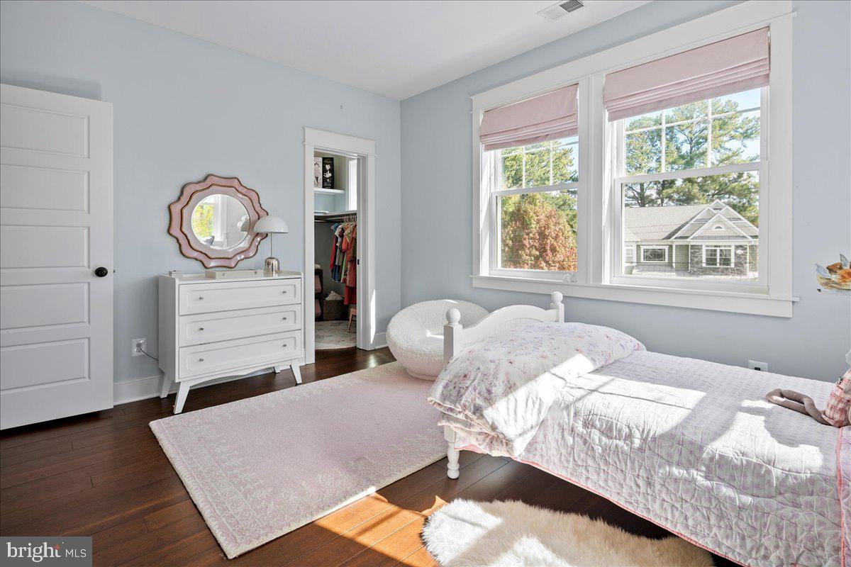 2300 Brilyn Pl Property Photo 35
