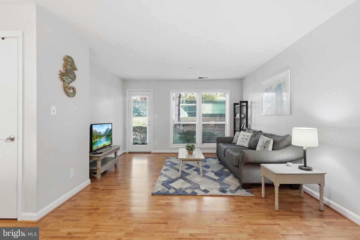 3178 Summit Square Dr #3-a8 Property Photo 7