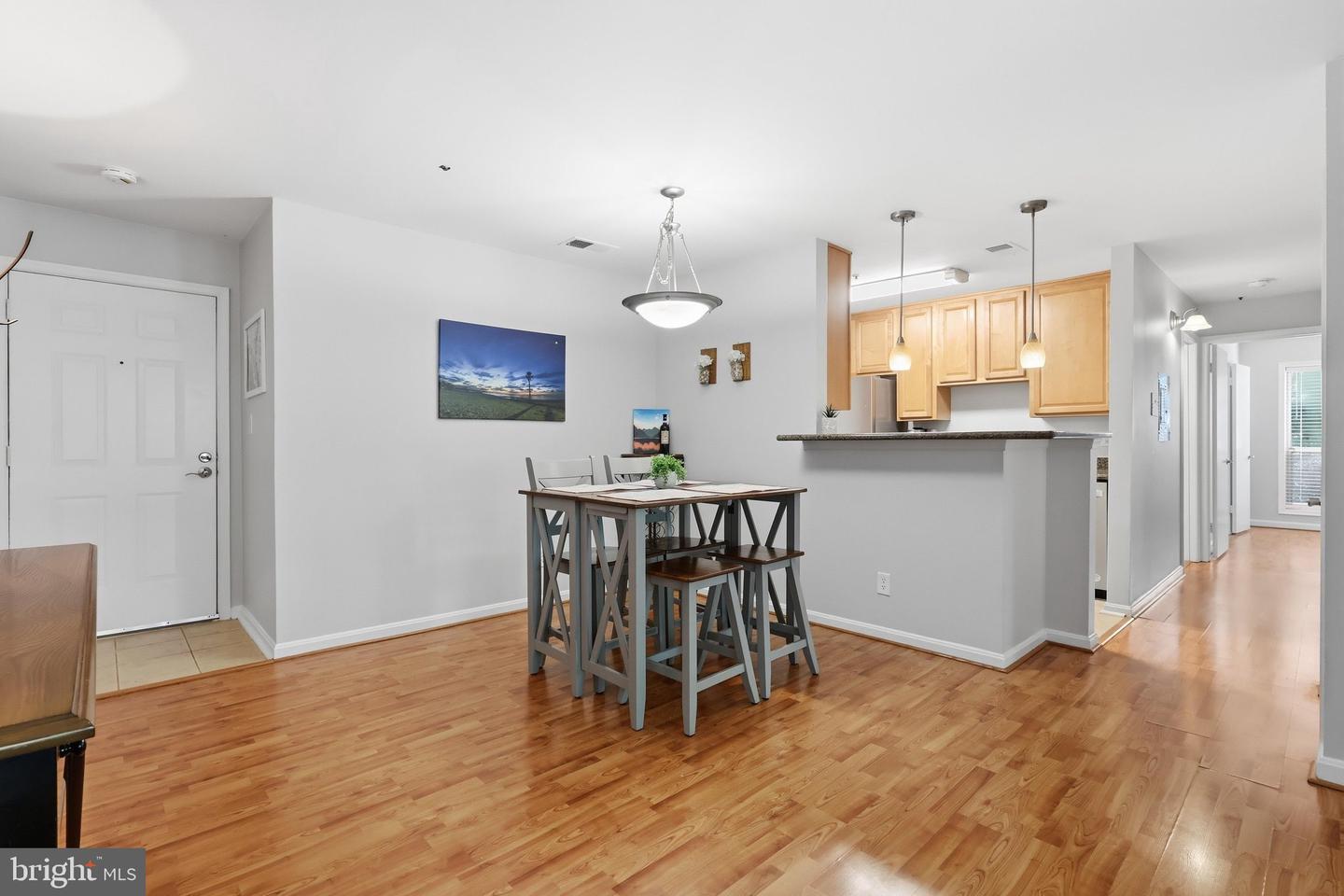 3178 Summit Square Dr #3-a8 Property Photo 10