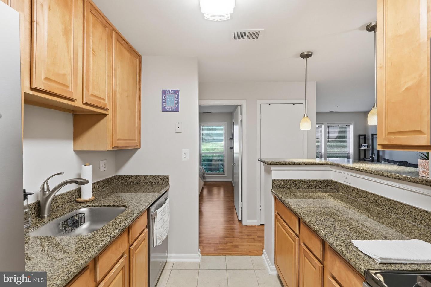 3178 Summit Square Dr #3-a8 Property Photo 12