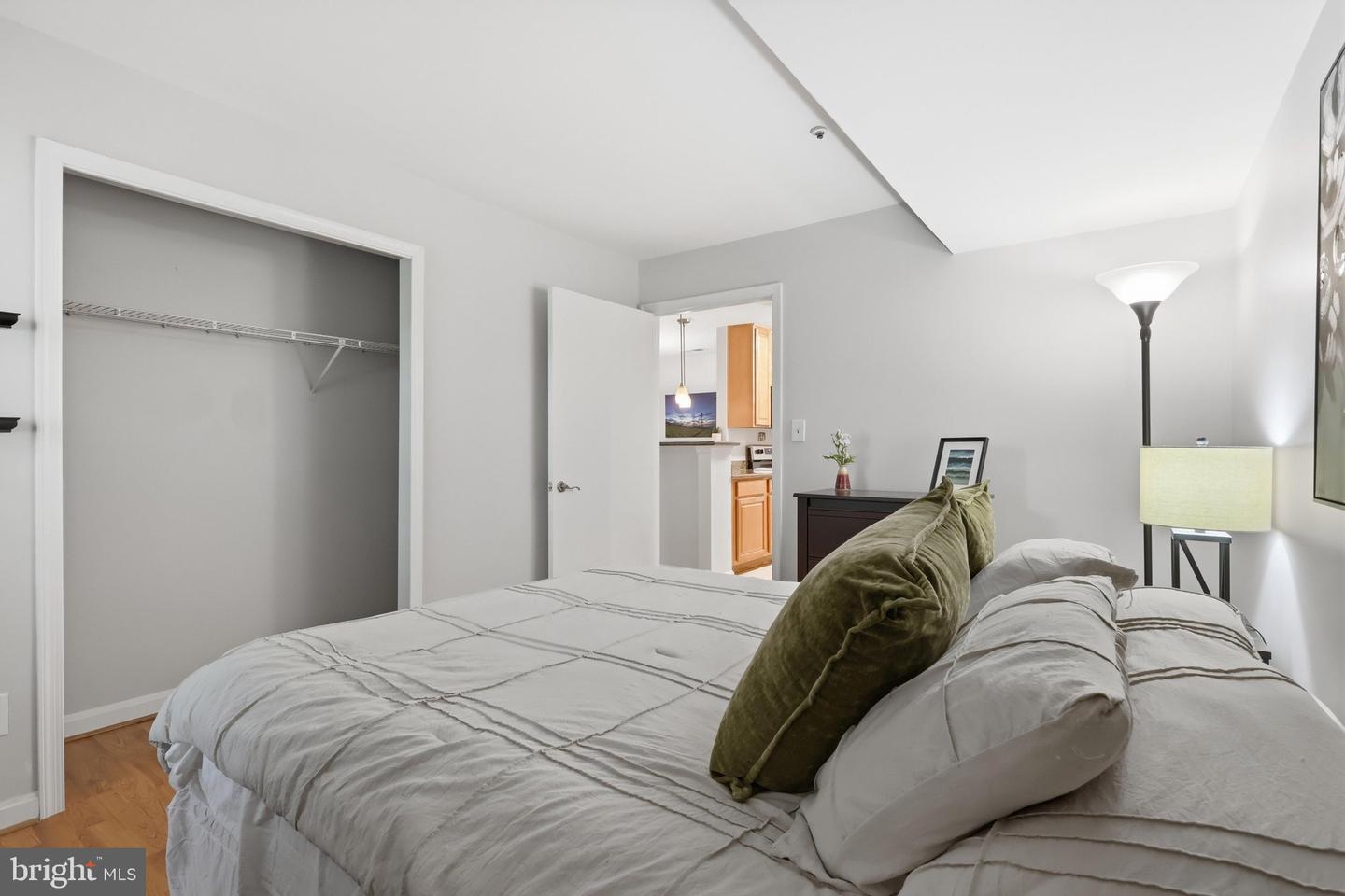 3178 Summit Square Dr #3-a8 Property Photo 15