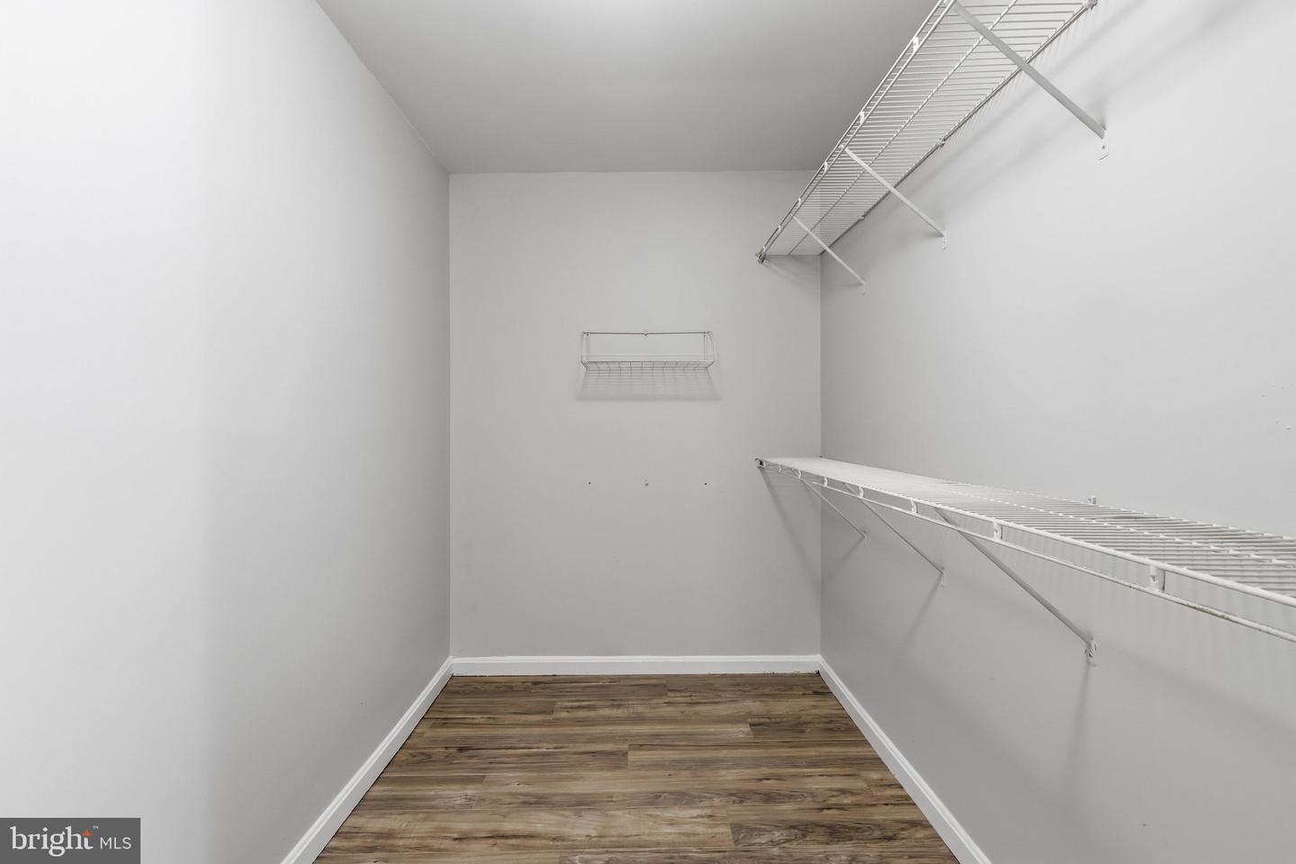 3178 Summit Square Dr #3-a8 Property Photo 20